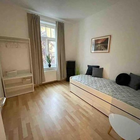 Ein Gemuetlicher Platz Im Gruenderzeitviertel Chemnitz Extérieur photo